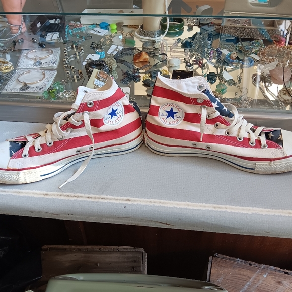 Converse Red and White High-Top Sneakers - Picture 1 of 9